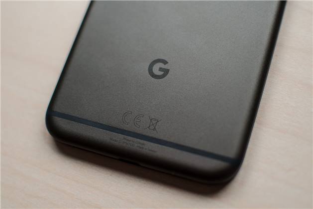 جوجل قد تستثمر في إل جي لتصنيع شاشات OLED منحنية لهاتف Pixel 2