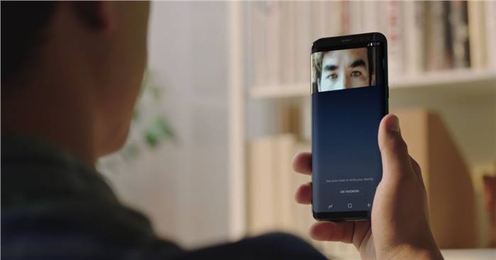 هل يُمكن إختراق ماسح قزحية العين في هاتف Galaxy S8؟