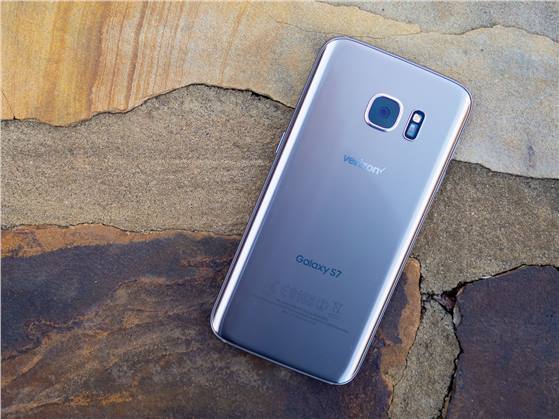 سامسونج تبدأ تطوير أوريو لهواتف Galaxy S7 و Galaxy A5 2017 وغيرهم
