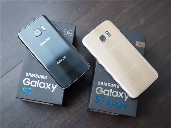 سامسونج تبدأ في إرسال تحديث أوريو لهاتفي Galaxy S7 و S7 Edge