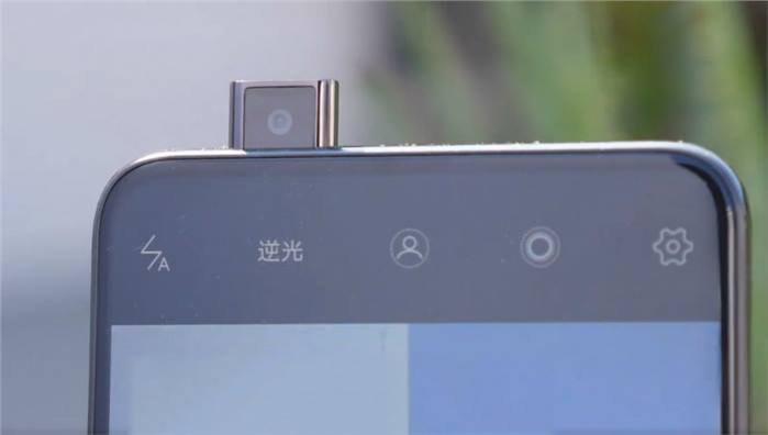 هاتف سامسونج Galaxy A90 سيأتي بكاميرا أمامية منبثقة