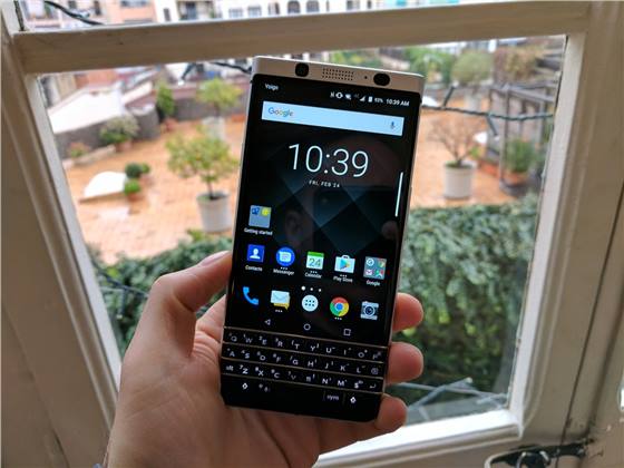 بلاكبيري تعلن رسمياً عن هاتف KeyOne بلوحة مفاتيح فعلية وأندرويد 7.1