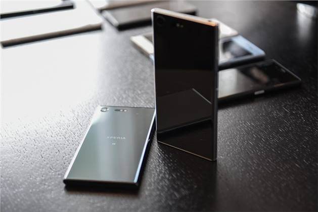 سوني تعلن عن هاتفي Xperia XZ Premium و XZs