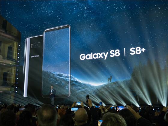 أسعار هاتفي سامسونج Galaxy S8 و S8+ في مصر