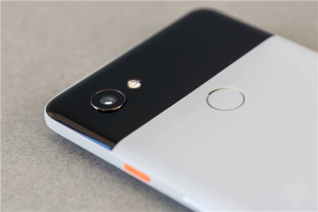 موقع DxOMark يعطي كاميرا هاتف Pixel 2 أعلى تقييم متفوقاً على نوت 8 وآيفون 8 بلس