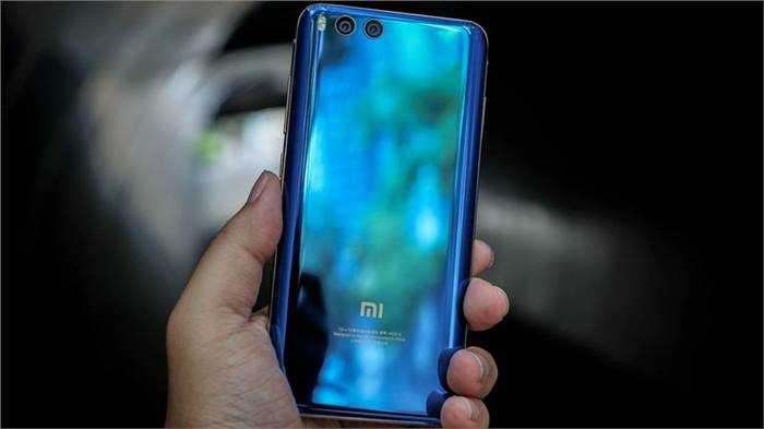 هاتف شاومي Mi 7 سيأتي بشاشة OLED من تصنيع سامسونج