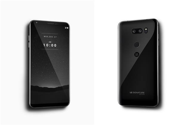 إل جي تعلن عن نسخة جديدة من هاتف V30 بسعر 1800 دولار