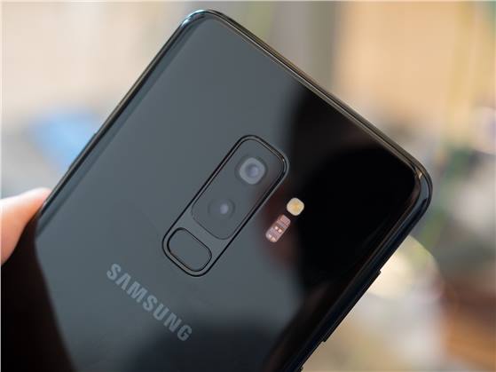 موقع DxOMark يعطي كاميرا Galaxy S9+ أعلى تقييم