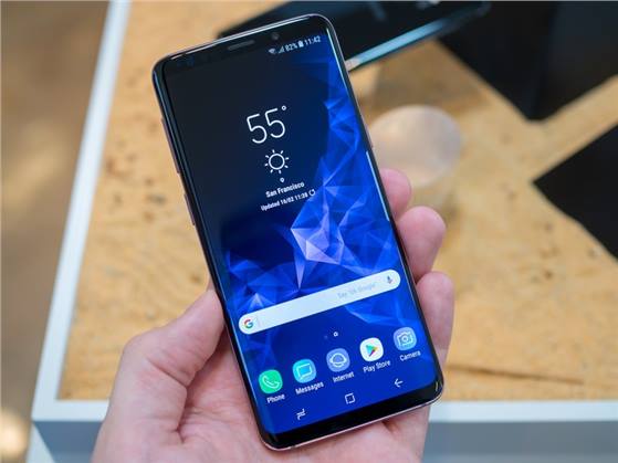 معامل DisplayMate: شاشة Galaxy S9 هي الأفضل