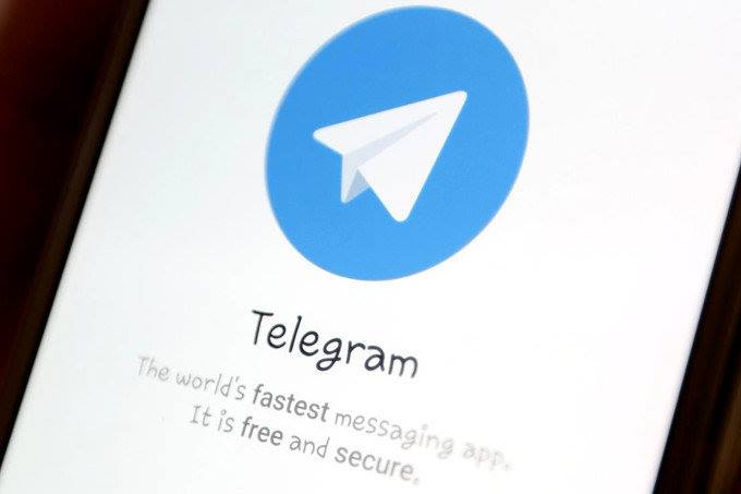 السلطات الروسية تطلب من جوجل وأبل حذف تليجرام من متجرها بعد حجبه فى روسيا