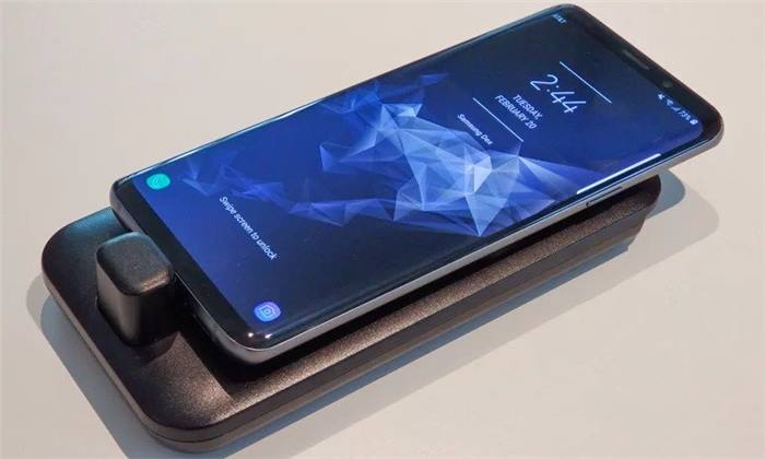 هاتف Galaxy Note 9 سيدعم ميزة DeX دون الحاجة لقاعدة مخصصة