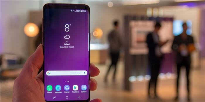 سامسونج تعترف ببطئ مبيعات هاتف Galaxy S9 وتعلن عن إطلاق النوت 9 مبكراً