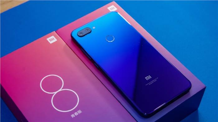 ظهور إصدار جديد من هاتف شاومى Mi 8 Lite بلون جديد ورامات 8 جيجا بايت