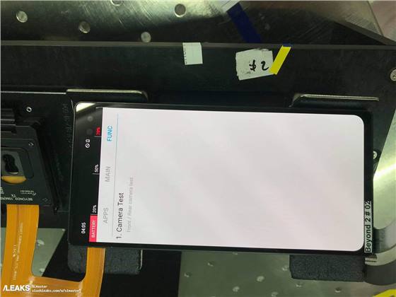 هاتف Galaxy S10+ يظهر في صورة جديدة ولكن مع غطاء لحمايته من التسريب