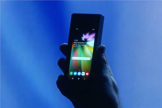 بطارية هاتف سامسونج القابل للطى مخيبة للأمال على عكس بطارية الهاتف Galaxy A70