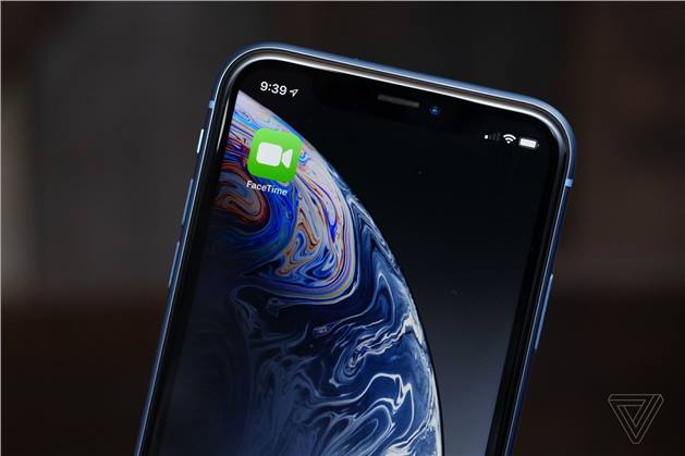 آبل تطلق تحديث iOS 12.1.4 لسد ثغرة FaceTime