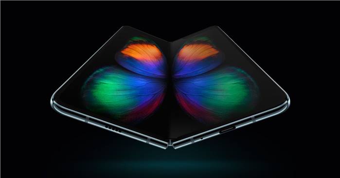 أفضل 5 مميزات موجودة بهاتف سامسونج القابل للطى Galaxy Fold