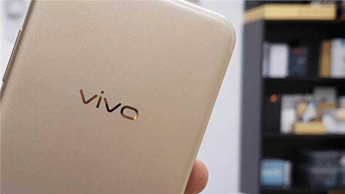 الهاتف vivo Y17 سيأتى بكاميرا أمامية 20 ميجا بيكسل وبطارية 5000 ملى أمبير