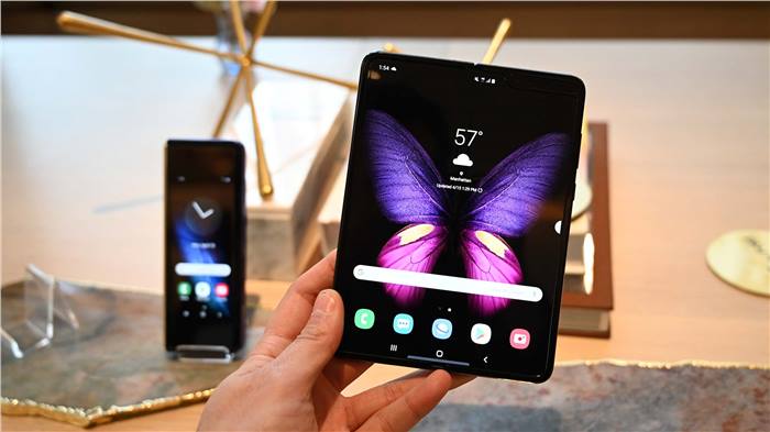 شركة AT&T تلغي الطلبات المسبقة على هاتف Galaxy Fold