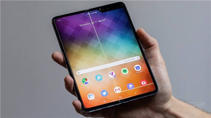 سامسونج تعترف أن هاتف Galaxy Fold لم يكن جاهز للإطلاق