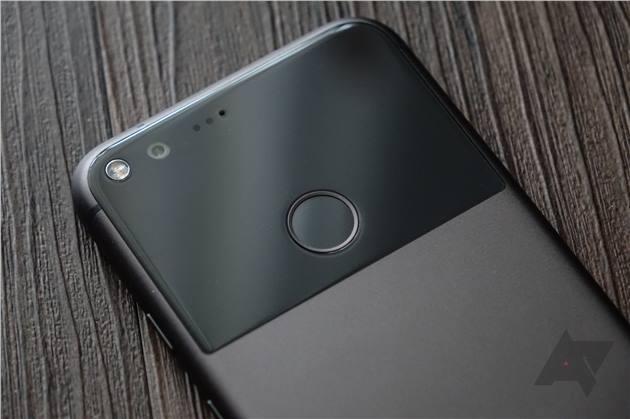 جوجل: تحديثات هواتف Pixel و Pixel XL لم تنتهي بعد