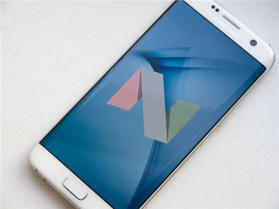 بدأ وصول تحديث أندرويد 7.0 نوجا لمستخدمي هاتفي Galaxy S7 و S7 Edge في الشرق الأوسط