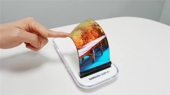 هاتف سامسونج Galaxy S8 قد يأتي بشاشة تأخذ 90% من الجهة الأمامية للجهاز