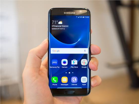 هاتف سامسونج Galaxy S8 سيأتي بشاشة تستطيع التفريق بين قوة الضغطات
