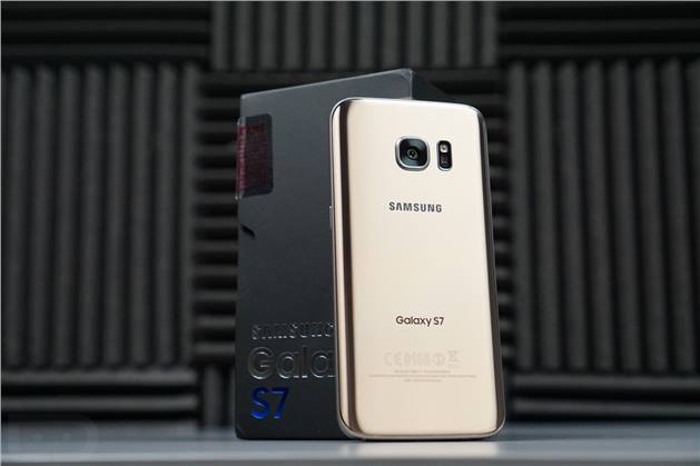 هاتف سامسونج Galaxy S8 قد يأتي بشاشة 4K ورامات 8 جيجا بايت