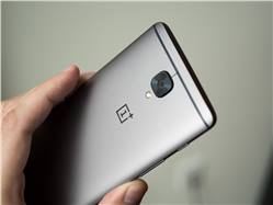 ون بلس ستعلن عن شئ جديد غداً