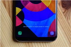 سامسونج تحل مشكلة مزعجة في هاتف Galaxy S8