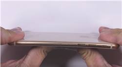 شاهد إختبار الخدش والإنحناء لهاتف iPhone 8