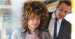 تقنية جديدة من جوجل تنبهك عندما ينظر غريب لشاشة هاتفك