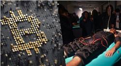 شركة هولندية تخترع بدلة تحول حرارة جسم الإنسان إلى بيتكوين