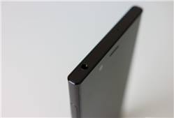 أول هاتف من Sony بدون منفذ سماعة 3.5 مم