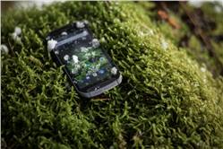 شركة Land Rover تقوم بتصنيع أقوى هاتف فى العالم