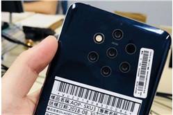 بعد تسريبات الـ 5 كاميرات فى الجهة الخلفية Nokia 9 لن يأتى بـ notch