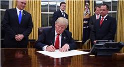 ترامب يوقع على أمر تنفيذى للتحقيق مع جوجل وفيسبوك وتويتر
