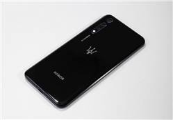 هاتف Honor V20 سيأتي ببطارية بقوة 4000 ميلي أمبير
