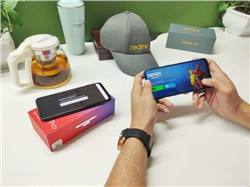 أول ظهور للهاتف Realme 3 Pro من قبل الرئيس التنفيذى وهو يشغل لعبة Fortnite