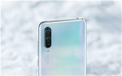 شاومي تنشر أولى الصور الرسمية لهاتف CC9