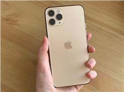 هاتف iPhone 11 Pro Max يأتي برامات بحجم 4 جيجا بايت وبطارية 4000 ميلي أمبير