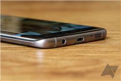 هاتف سامسونج Galaxy S8 سيأتي بمنفذ 3.5 ملم 