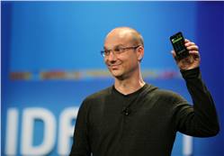 مخترع نظام أندرويد سيعود بشركة جديدة تعمل على هاتف بدون حواف